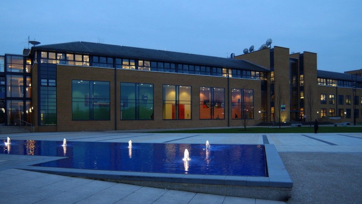 Summer schools University of Surrey